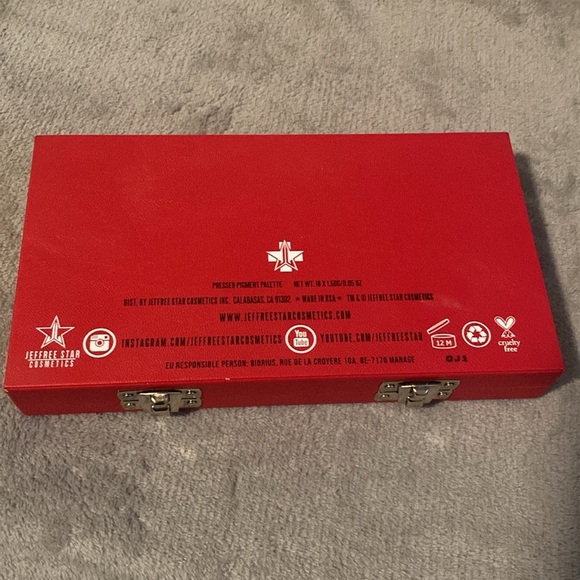 ♥️JEFFREE STAR♥️Blood Sugar Eye Shadow Palette Box includes 18 Shades/NIB - Picture 6 of 7